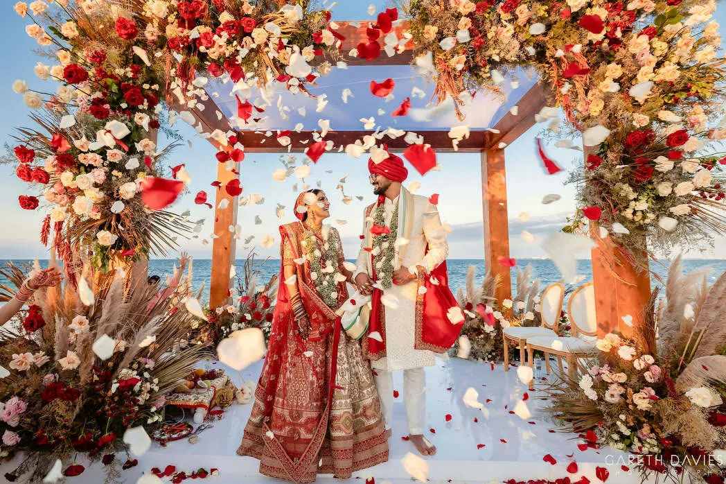 Beautiful floral wedding décor by Saffron Collective at a luxury venue
